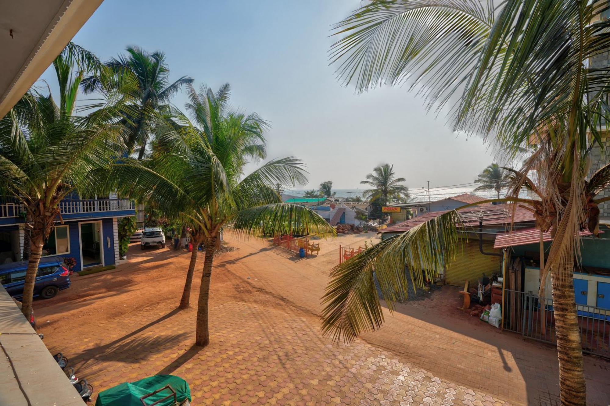 Roseal Beach Front Baga Exterior foto