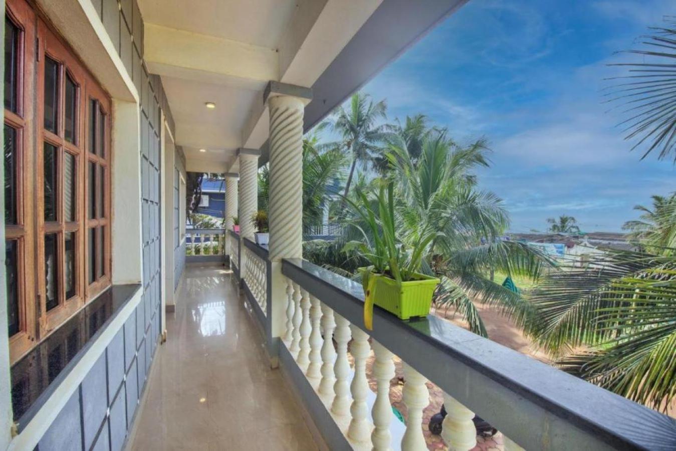 Roseal Beach Front Baga Exterior foto