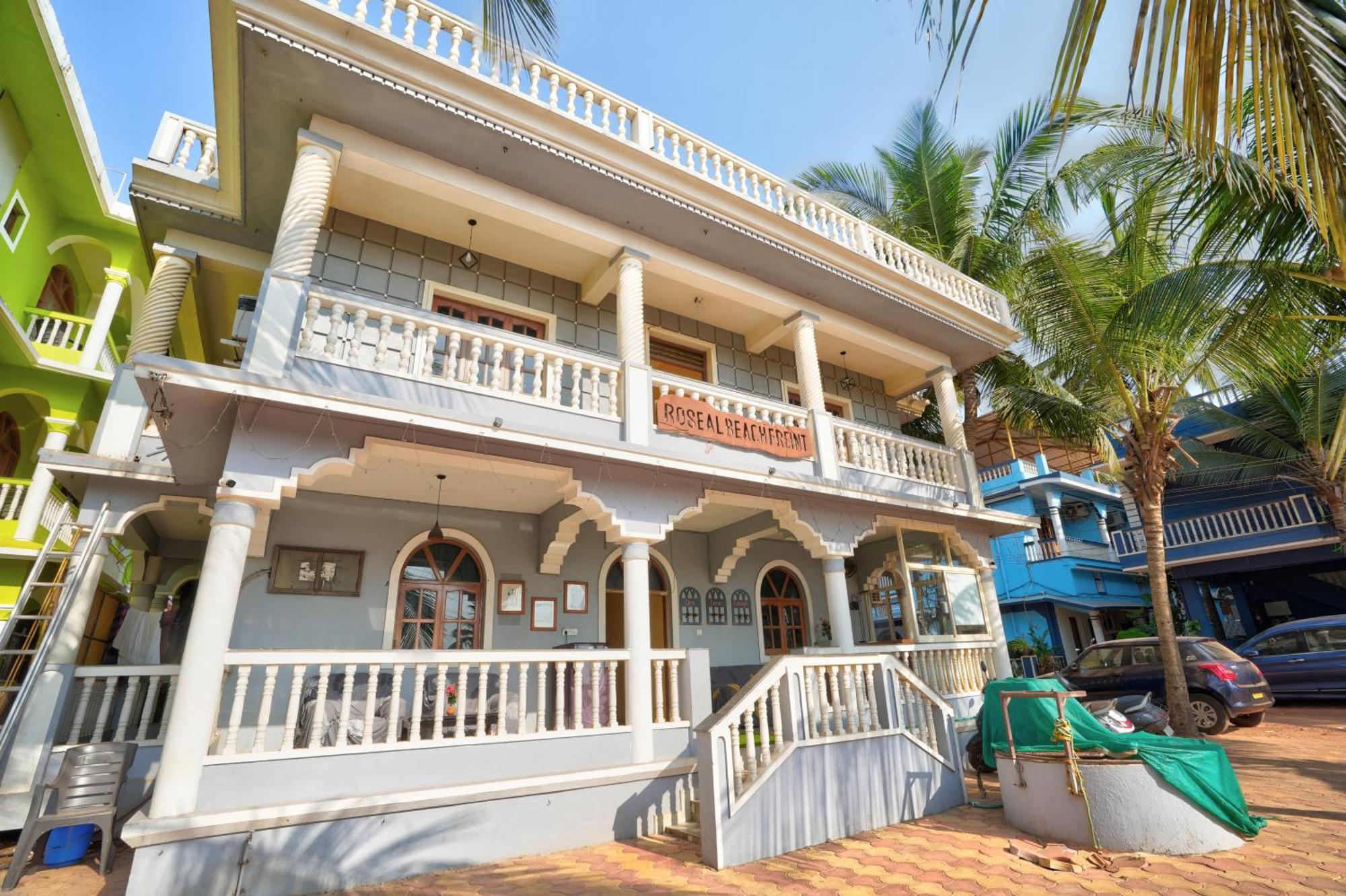 Roseal Beach Front Baga Exterior foto